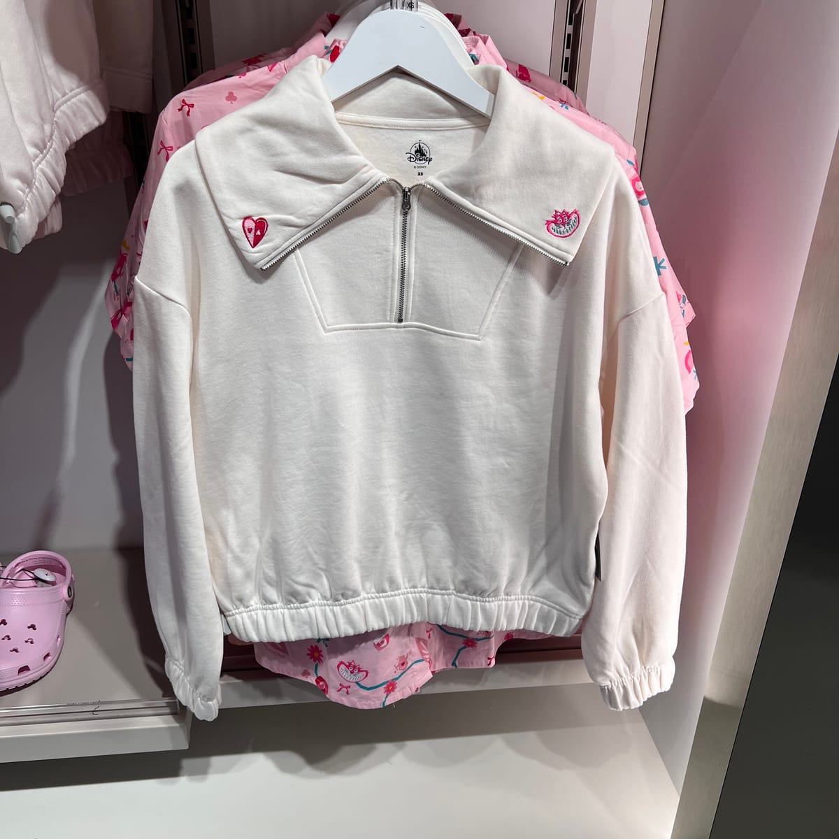 Disneyland Paris Alice in Wonderland Quarter Zip Sweater Collars
