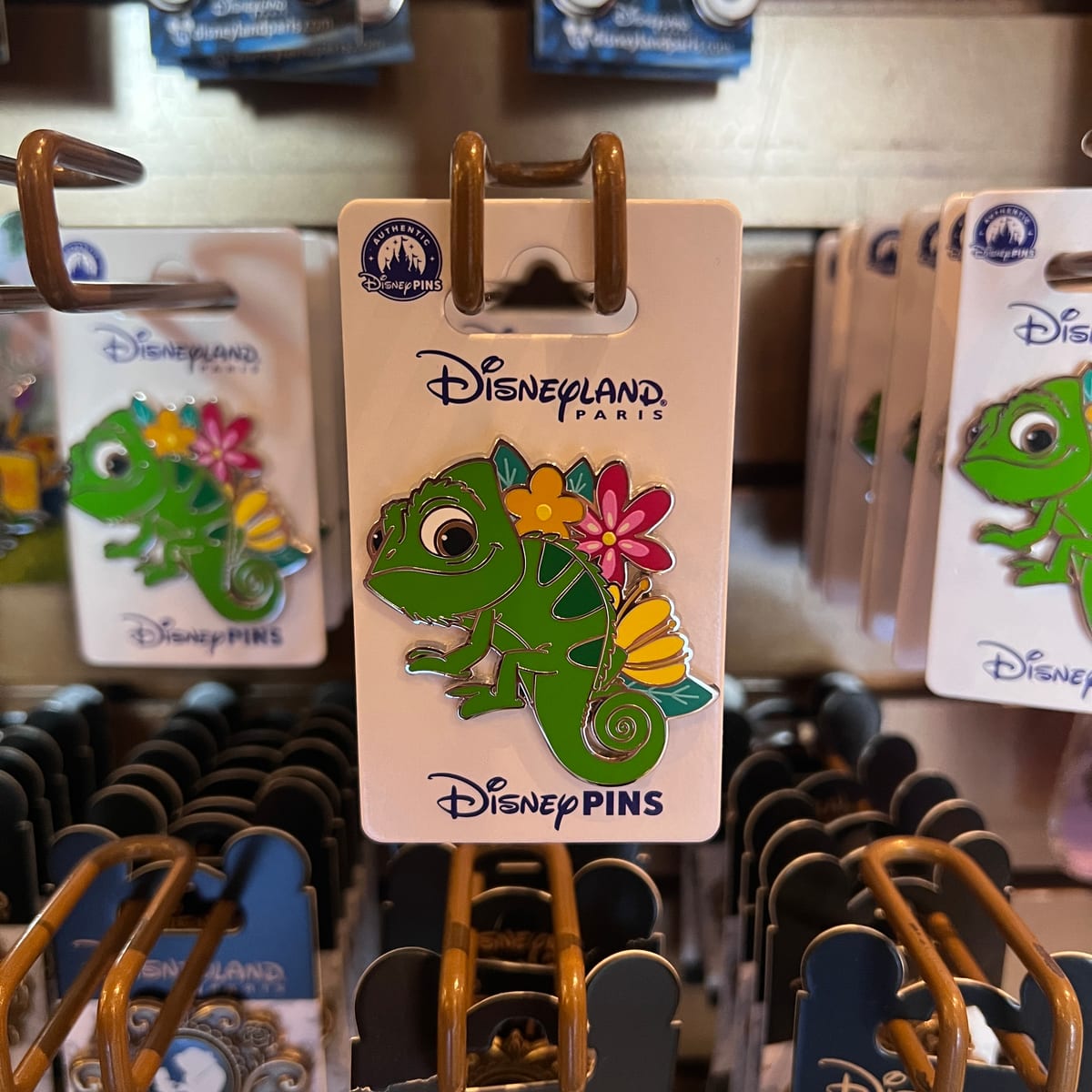 Disneyland Paris Pascal Flowers Pin view 1