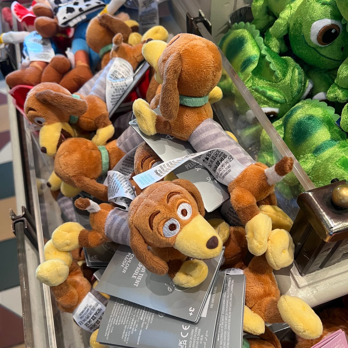 Disneyland Paris Shoulder Pal Toy Story Slinky Dog view 1