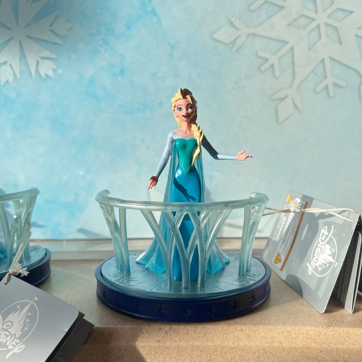 Disneyland Paris Elsa Ice Palace Balcony Light Up Figurine view 1