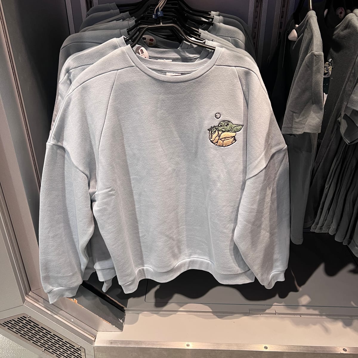 Disneyland Paris Star Wars ‘Baby Yoda’ Grogu Sweatshirt