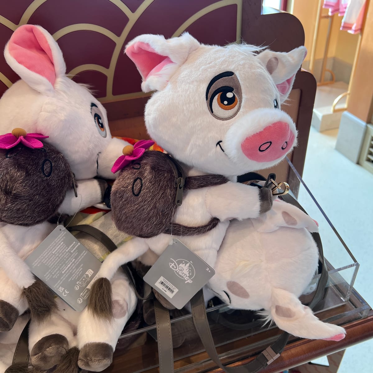 Disneyland Paris Moana Pua Plush Bag view 2