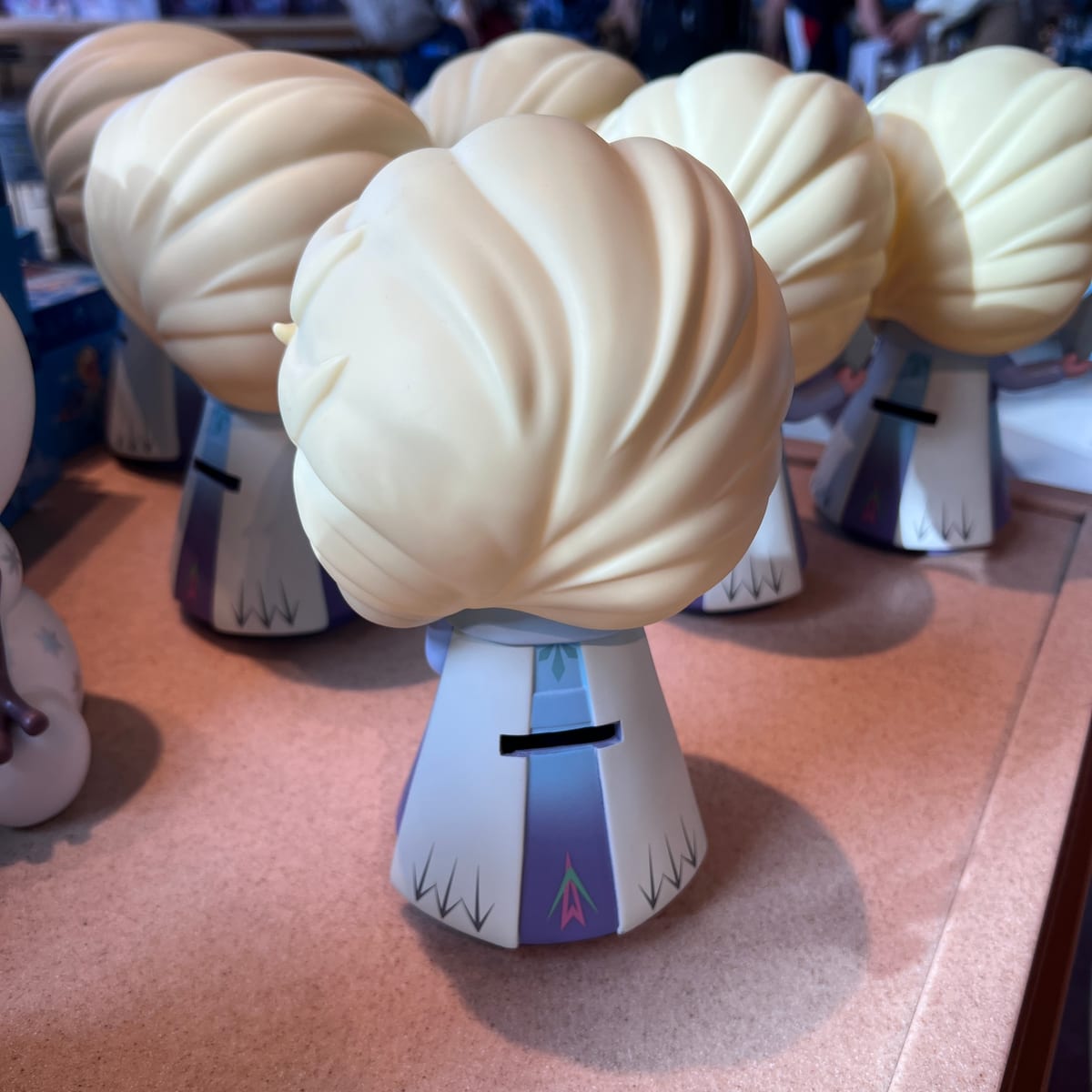 Disneyland Paris Frozen Elsa Money Box view 2