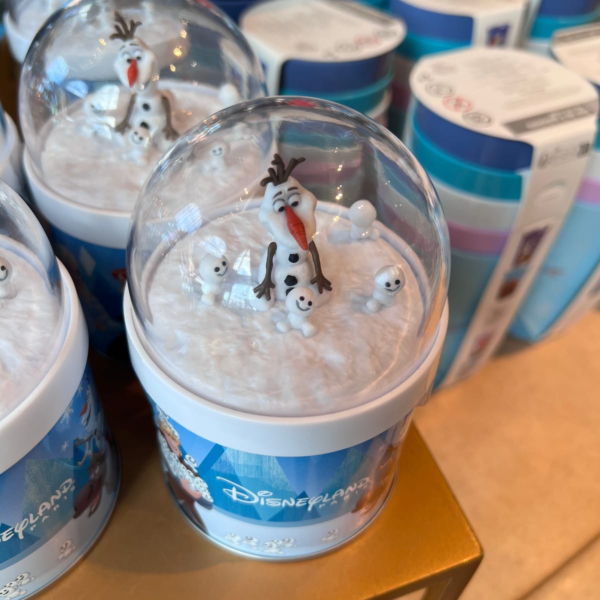Disneyland Paris World of Frozen Olaf Snowgies 50g Pure Butter Biscuit Sealed Tin view 2