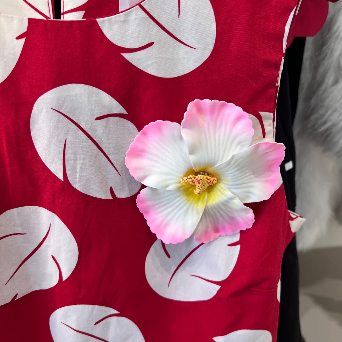 Disneyland Paris x HER Universe Lilo and Stitch Sleeveless Top view 2