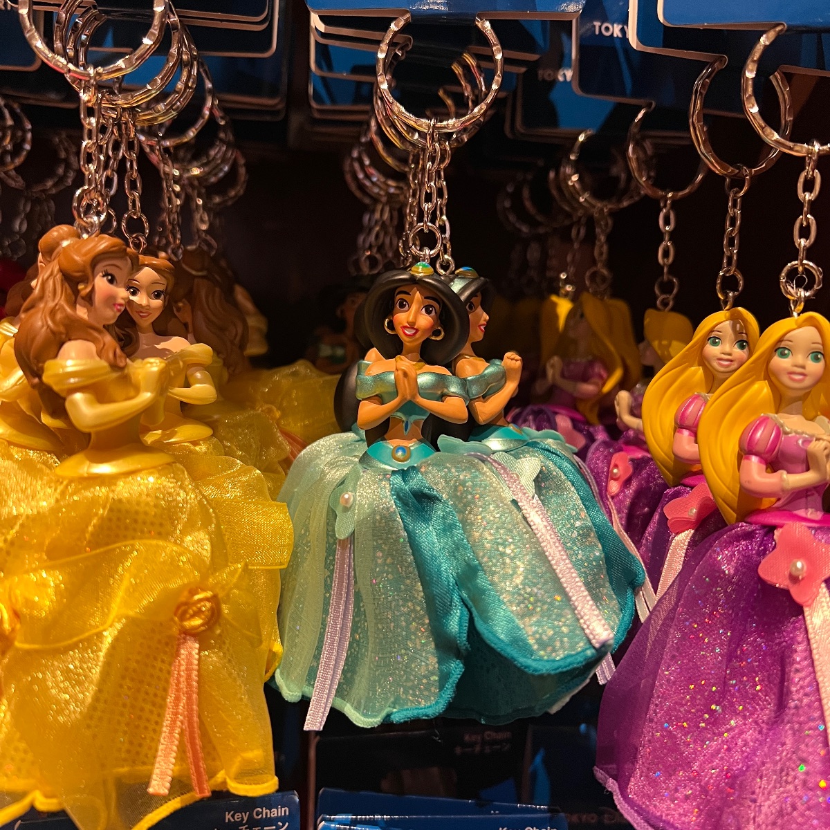 Tokyo Disney Aladdin Princess Jasmine Dress Keyring view 1
