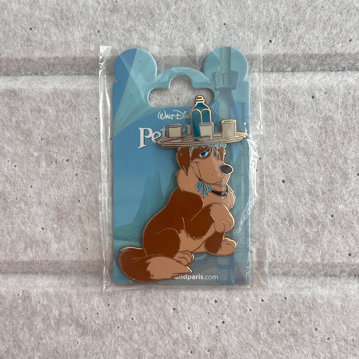 Disneyland Paris Peter Pan Nana Tray Pin view 1
