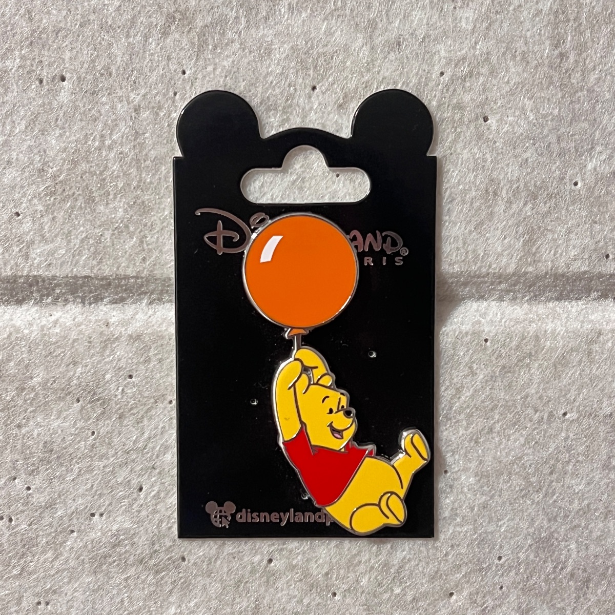 Disneyland Paris Winnie the Pooh Balloon Flying Pin