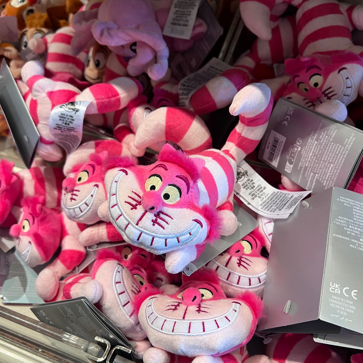 Disneyland Paris Alice in Wonderland Cheshire Cat Shoulder Pal