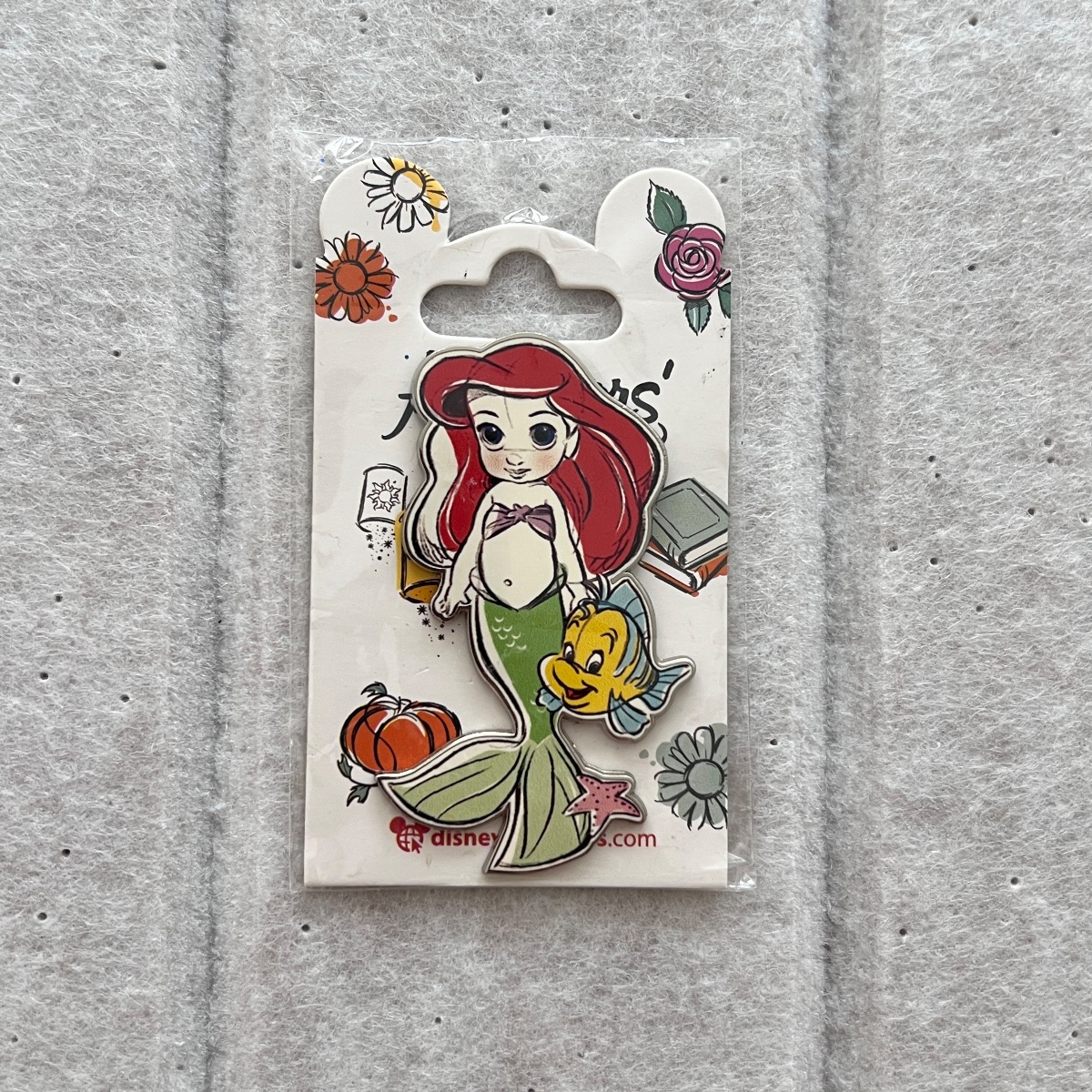 Disneyland Paris Animator Dolls Little Mermaid Ariel Flounder Pin
