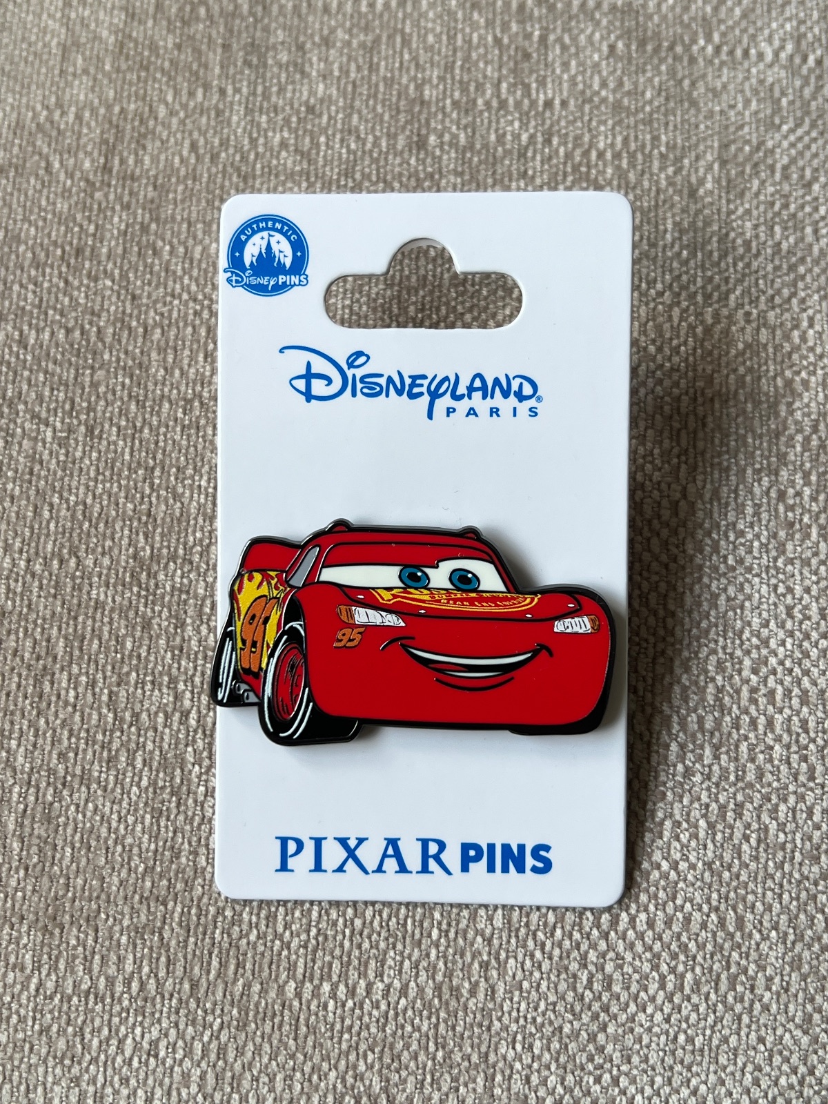 Disneyland Paris Cars Lightning McQueen Pin view 1