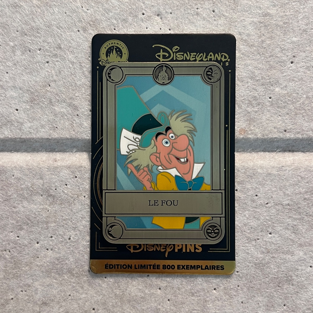 Disneyland Paris Limited Edition Tarot Card Mad Hatter Pin view 1