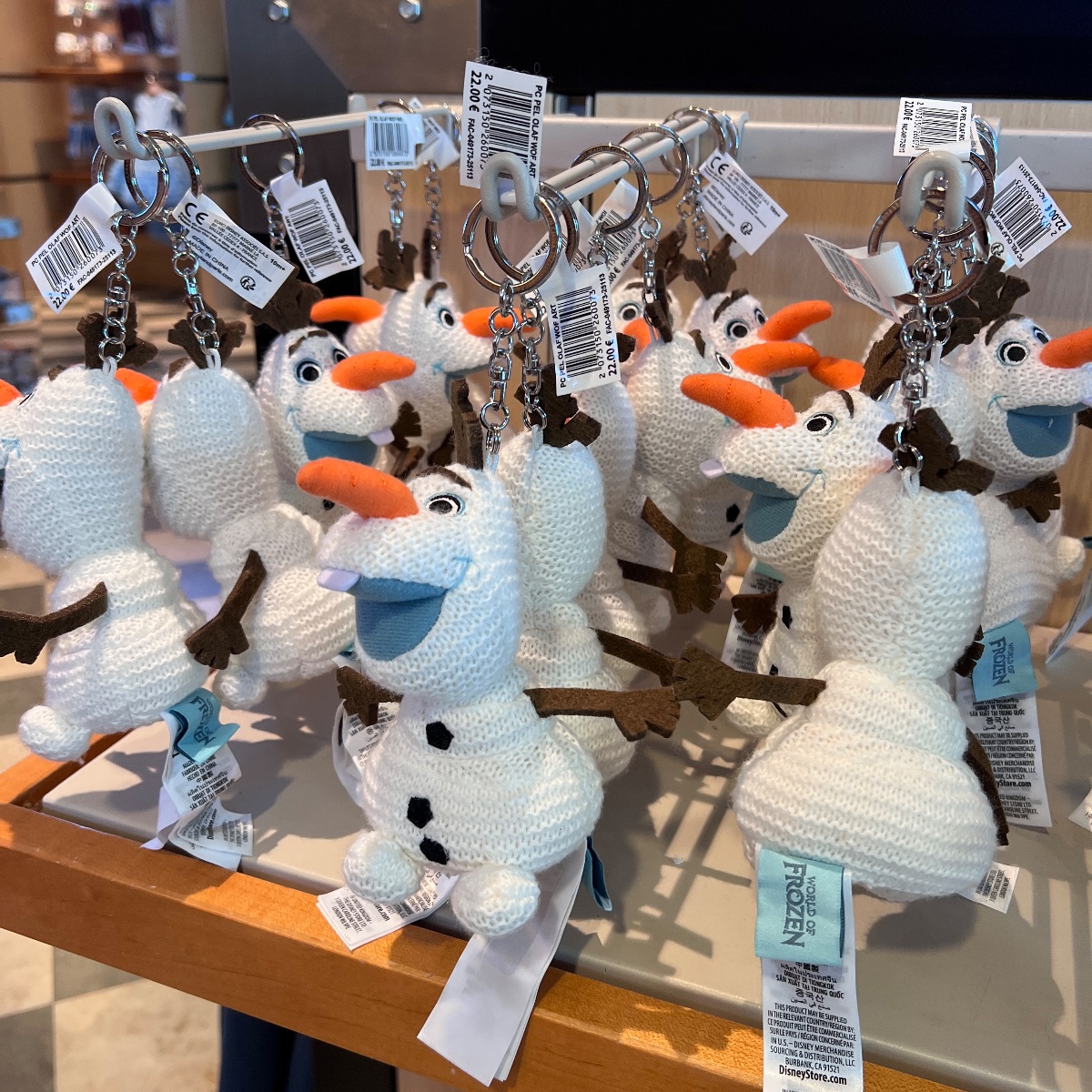 Disneyland Paris Frozen Olaf Knitted Plush Keyring view 2