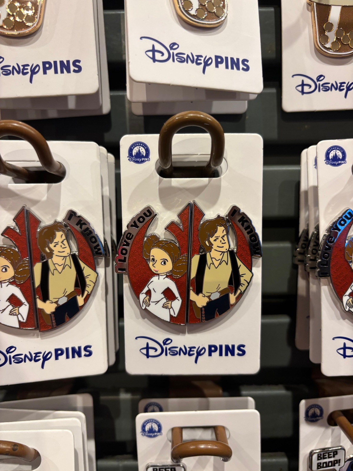 US Disney Star Wars Luke Leia I Love You Pin view 1