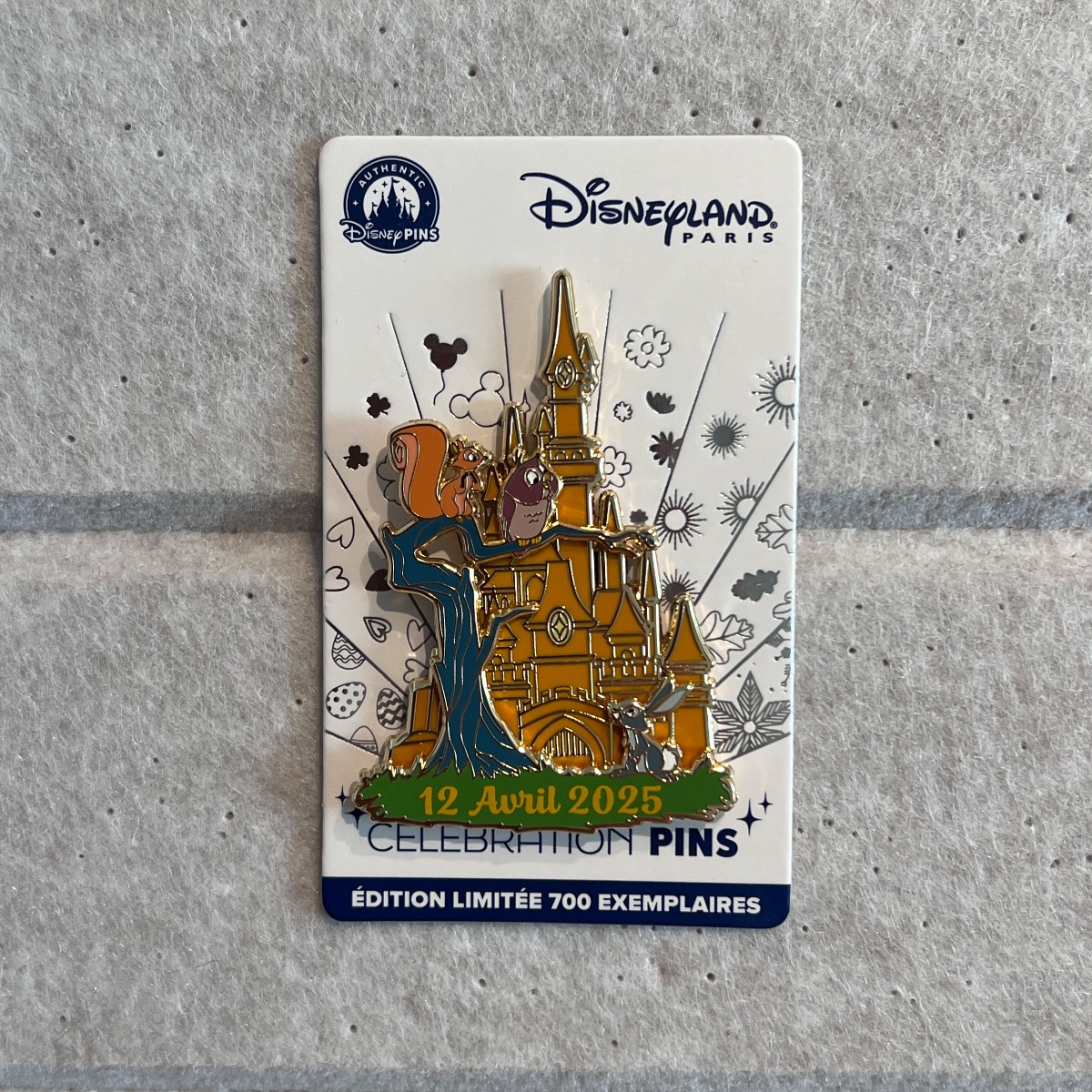 Disneyland Paris Limited Edition 12 Avril Gold Sleeping Beauty Castle Pin
