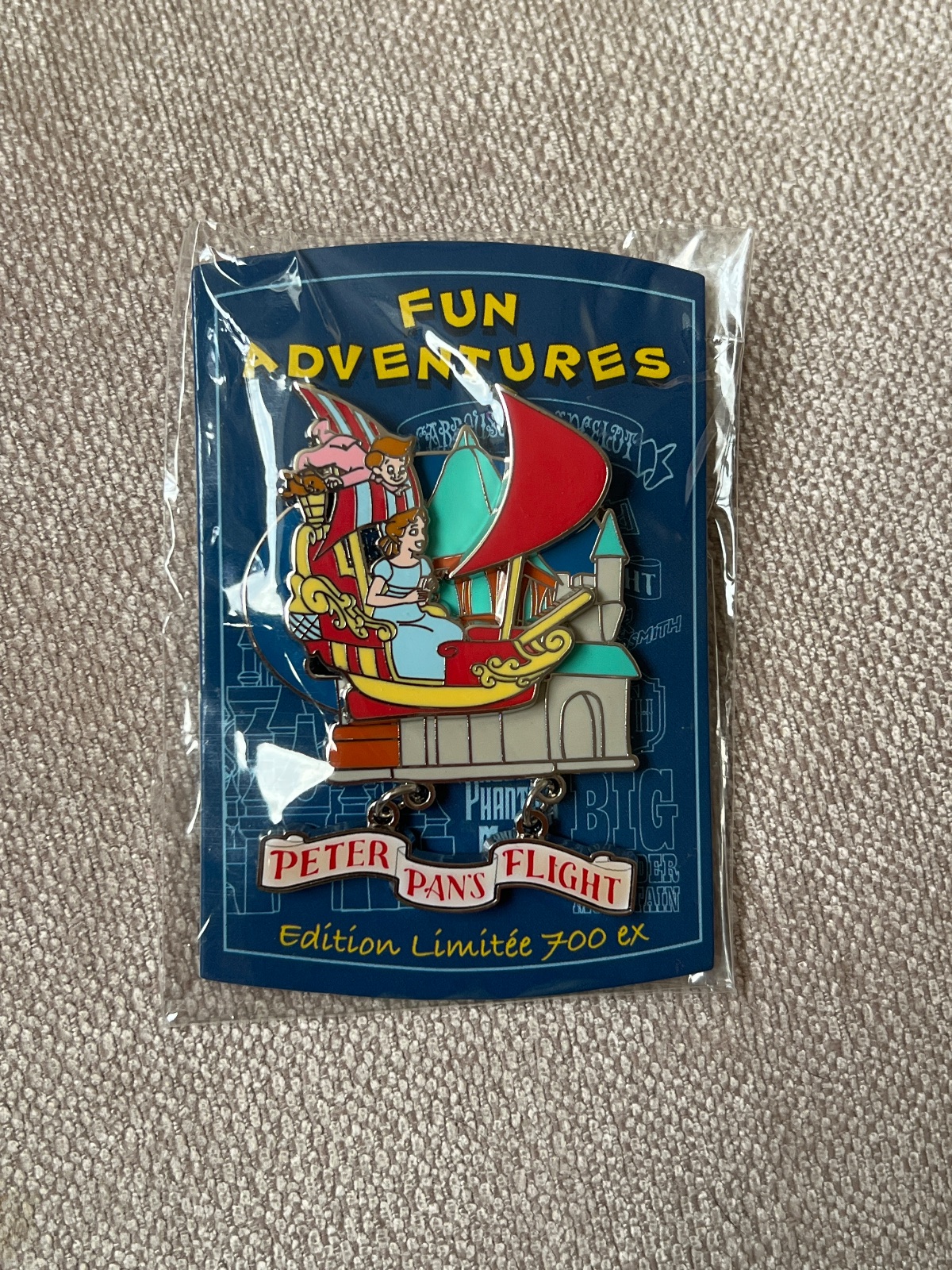 Disneyland Paris Limited Edition Fun Adventures Peter Pan Wendy Boat Pin view 1