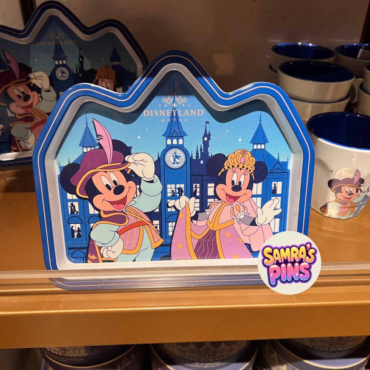 Disneyland Paris Hotel Mickey Minnie Banquet Plastic Plate