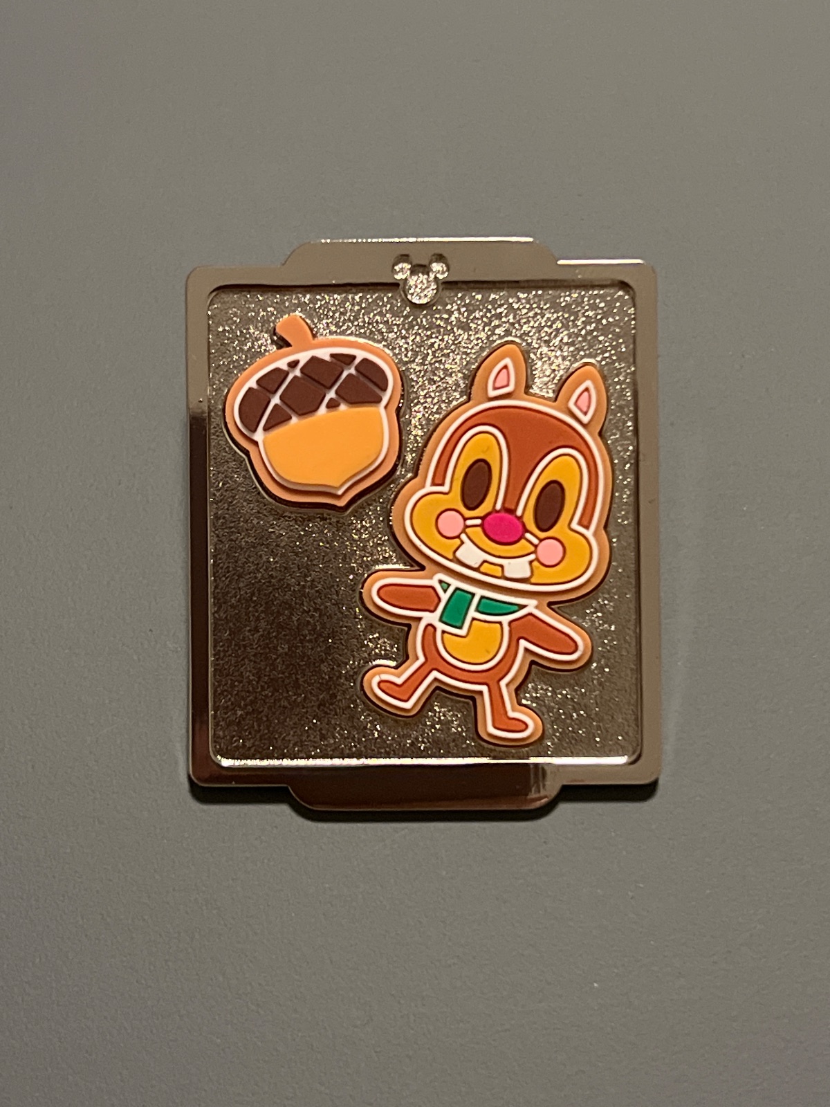 Disney Store Limited Edition Advent Calendar Chip Gingerbread Cookies Tray Pin