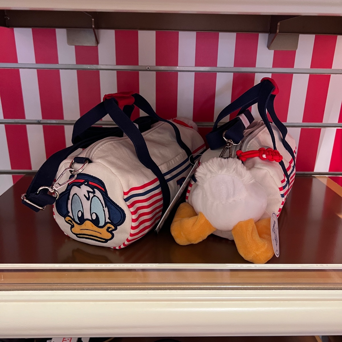 Disneyland Paris Sailor Donald Duck Squeezy Plush Bum (lol) Bag view 2