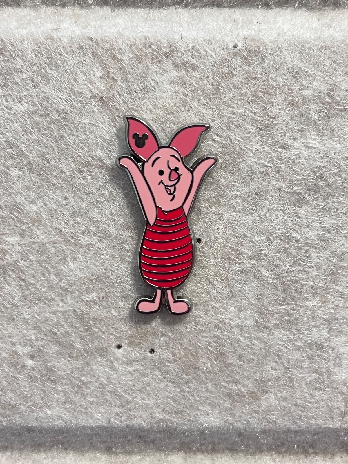 Disneyland Resort 2025 Wave A Hidden Mickey Piglet Pin