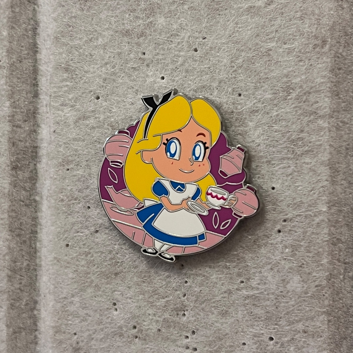 Disney Animated Cuties Alice Pin