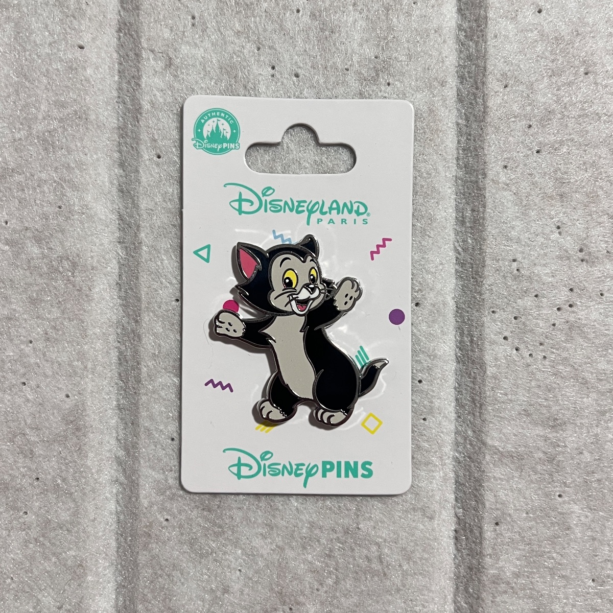 Disneyland Paris Pinocchio Figaro Standing Pin
