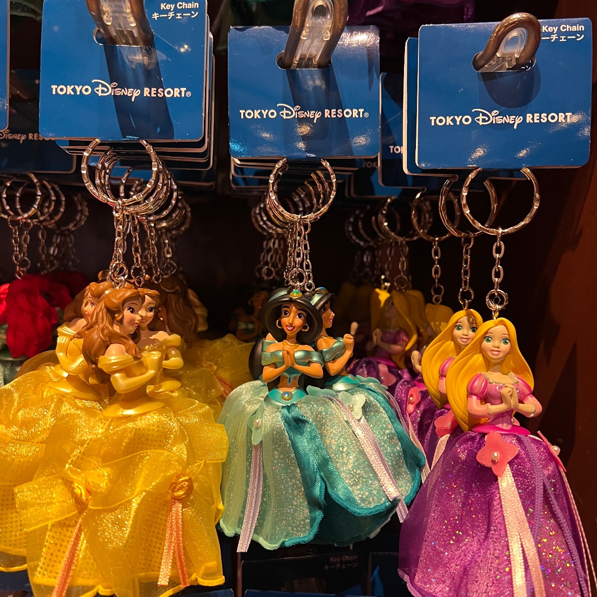 Tokyo Disney Aladdin Princess Jasmine Dress Keyring view 2