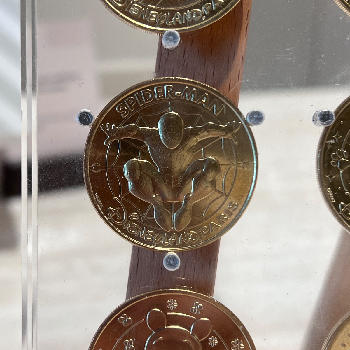 Disneyland Paris Monnaie De Paris Spiderman Coin view 1