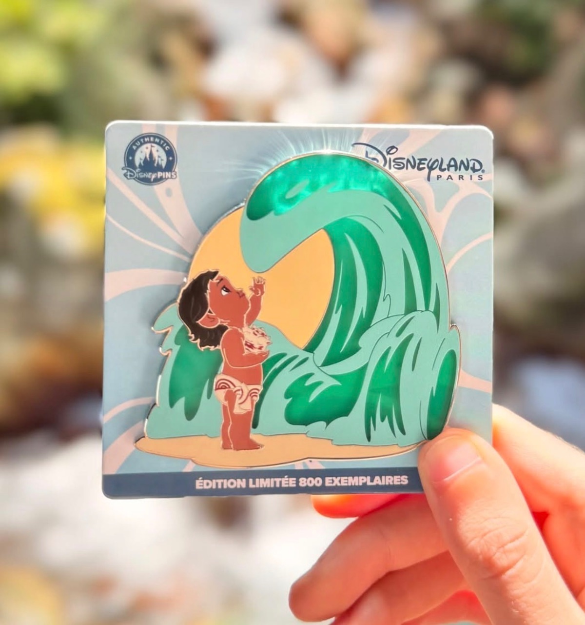 Disneyland Paris Limited Edition Moana Simea Ocean Wave Pin view 1