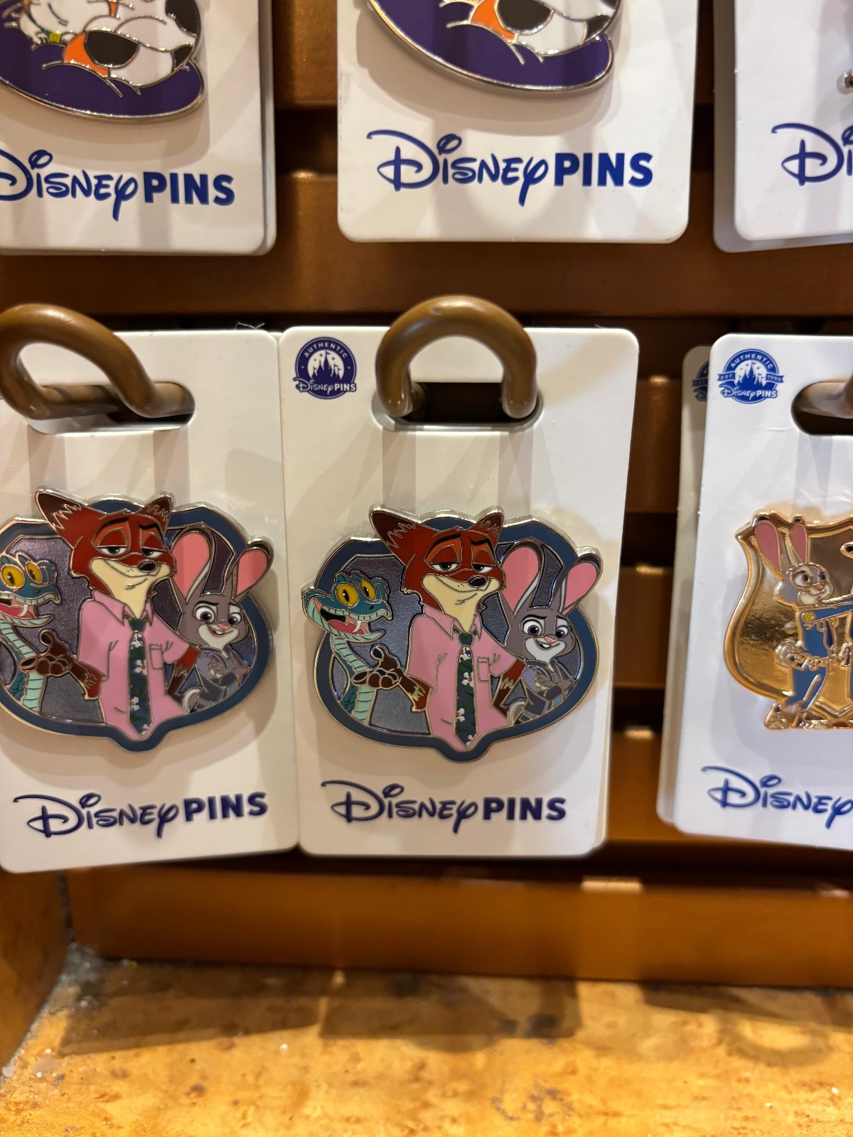 US Disney Zootopia 2 Nick Wilde Judy Hopps Gary Pin view 1