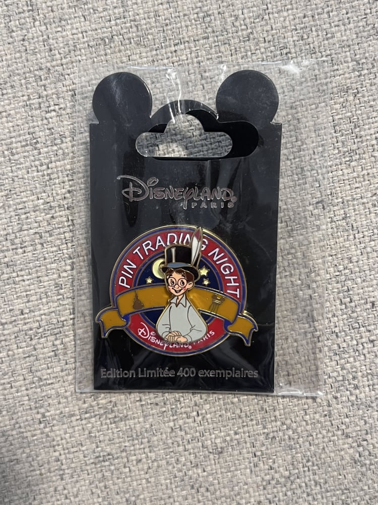 Disneyland Paris Limited Edition Pin Trading Night Peter Pan John Pin view 1