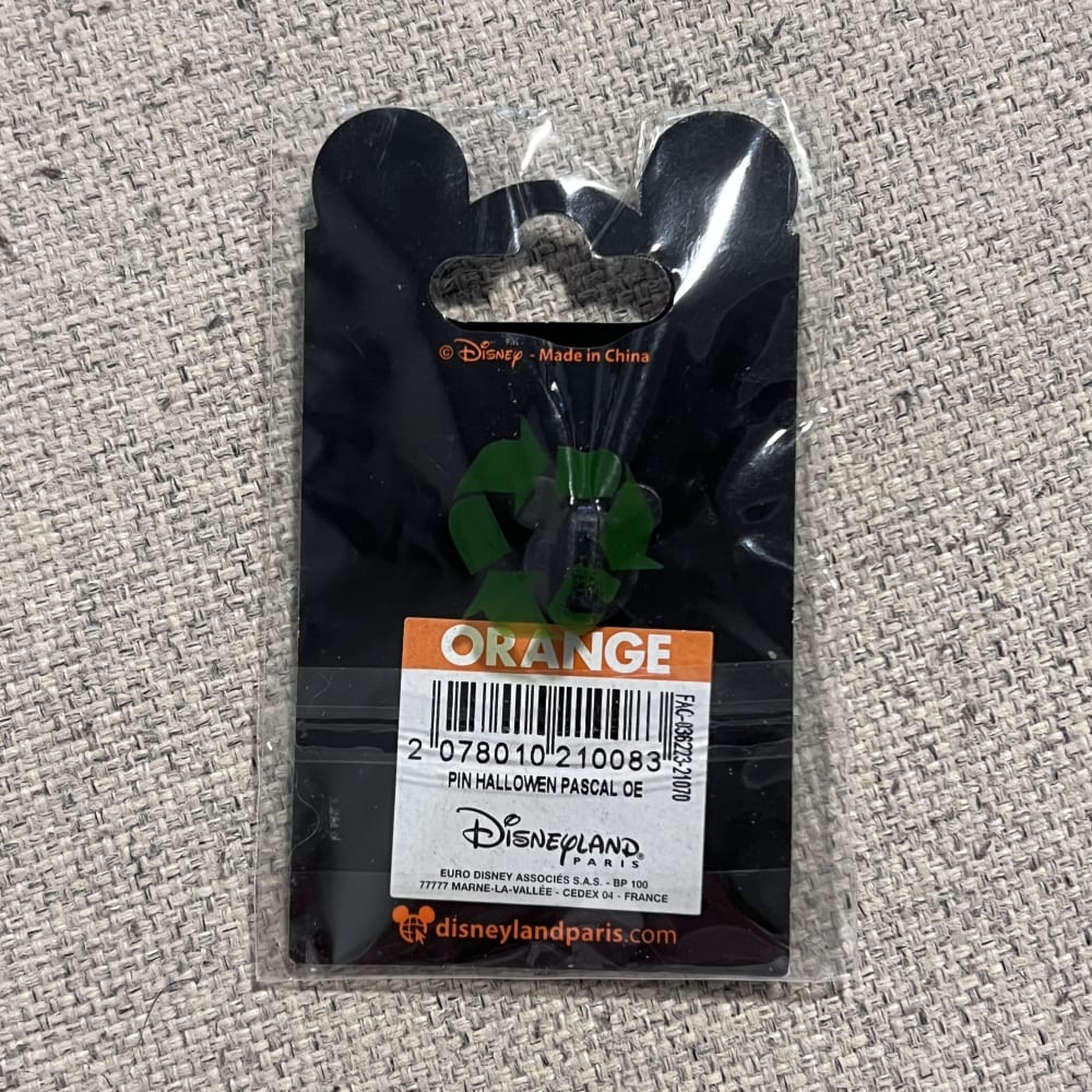 Disneyland Paris Halloween Pascal Pumpkin Pin view 2