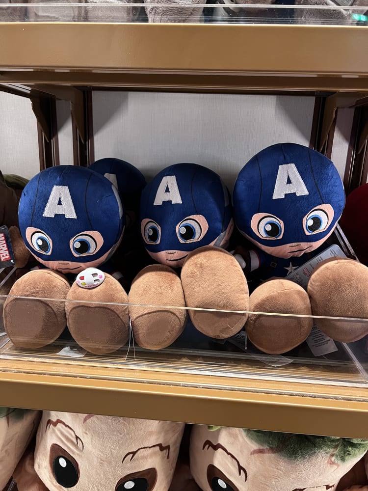 Disneyland Paris Captain America Big Feet Plush view 1
