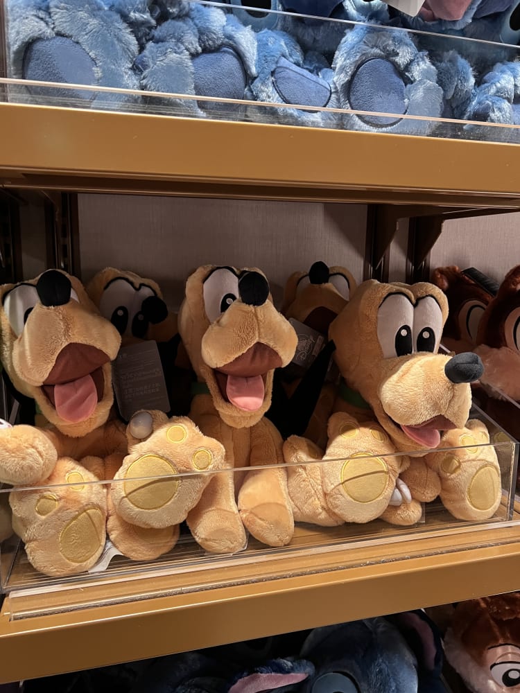 Disneyland Paris Pluto Big Feet Plush view 1
