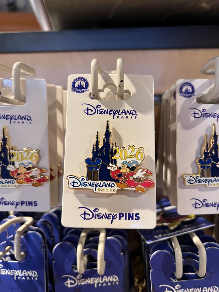 Disneyland Paris 2026 Mickey Mouse Castle Pin view 1