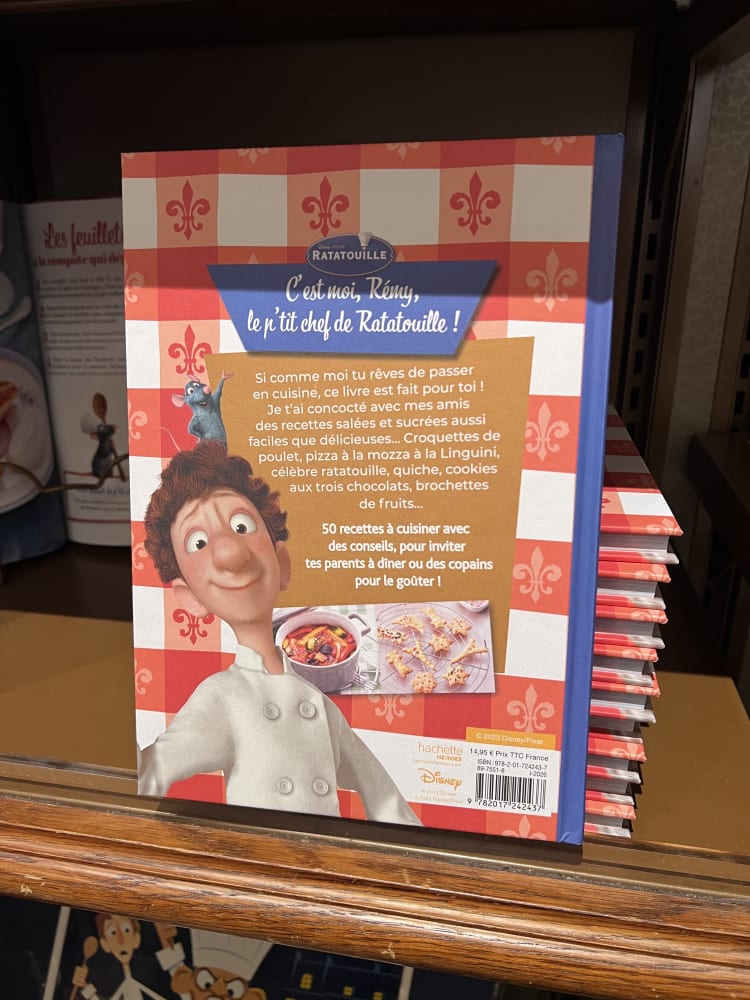 Disneyland Paris Ratatouille Chef Remy Cookbook view 2