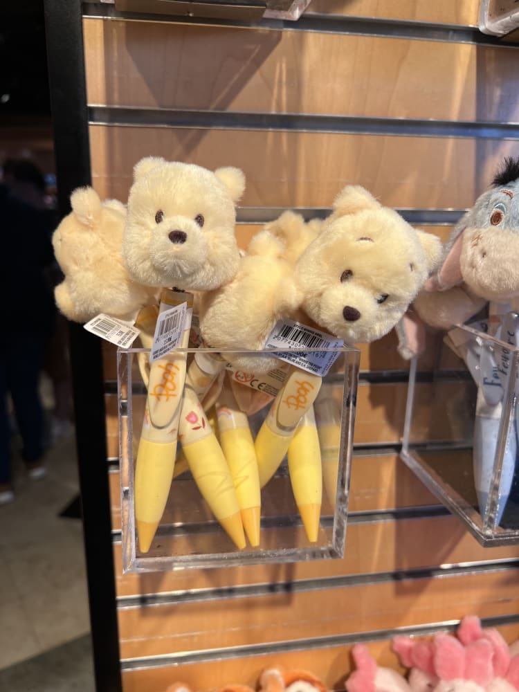 Disneyland Paris Winnie the Pooh Plush Pen view 1