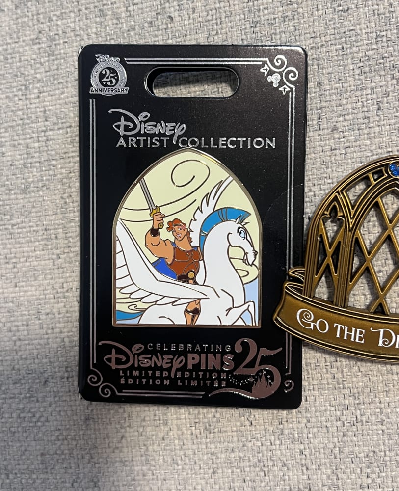 Disney Store Limited Edition Artist Collection Hercules and Pegasus 'Go The Distance' Pin
