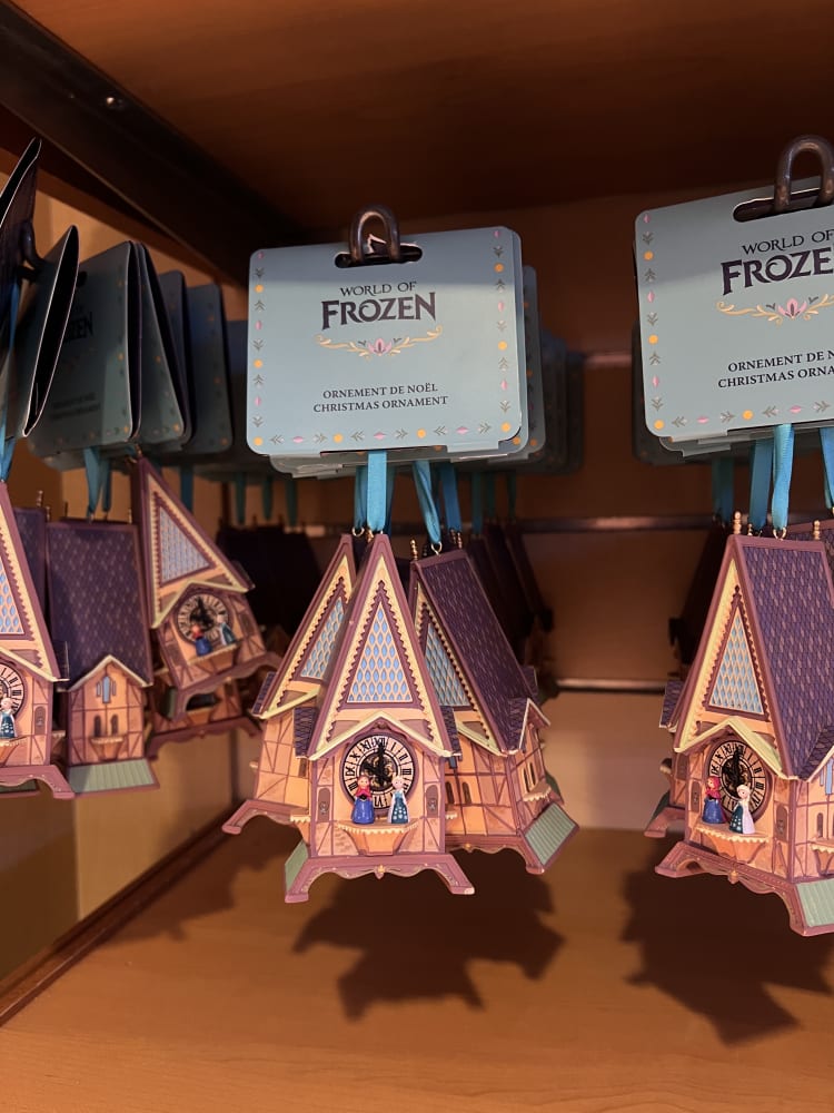 Disneyland Paris World of Frozen Elsa Ana Clock Tower Ornament view 3
