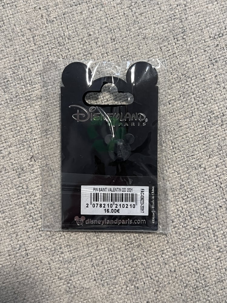 Disneyland Paris Limited Edition Valentine's Day Donald Duck Bouquet Pin view 2