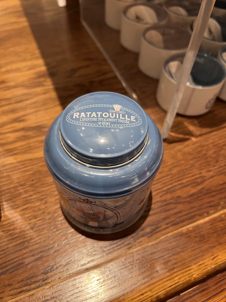 Disneyland Paris Organic Red Berry Flavoured Black Tea view 3
