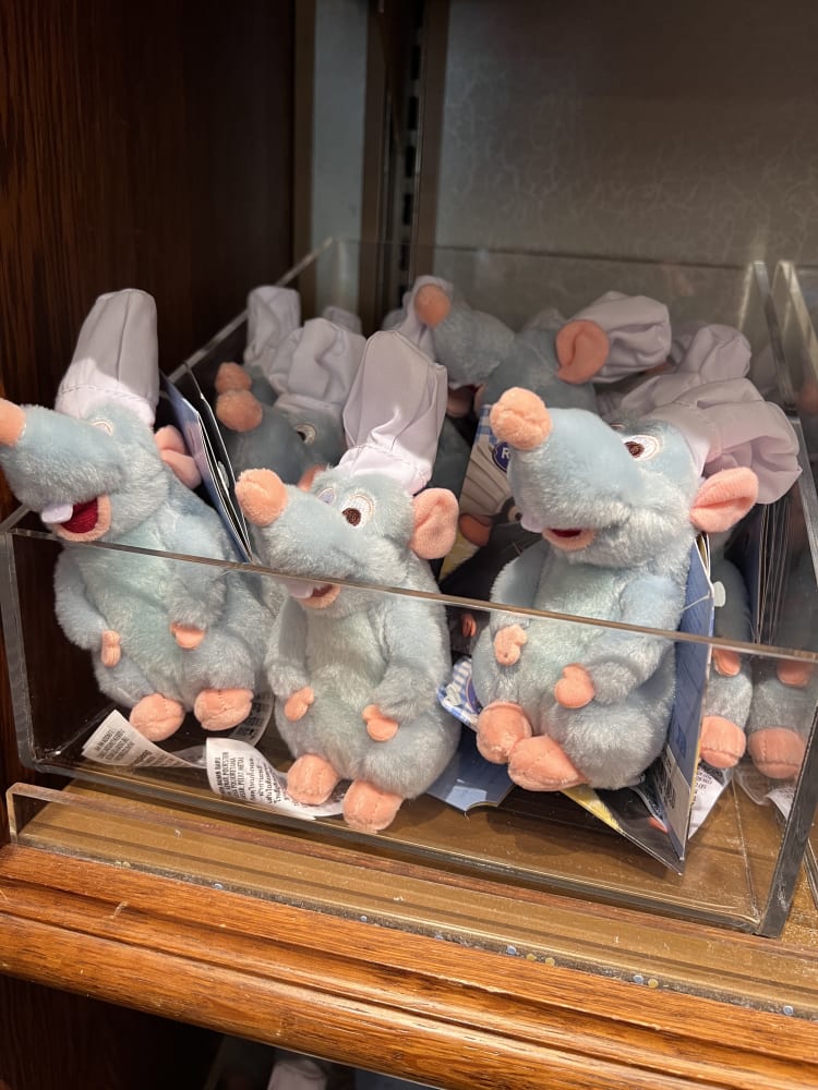 Disneyland Paris Ratatouille Remy Shoulder Pal