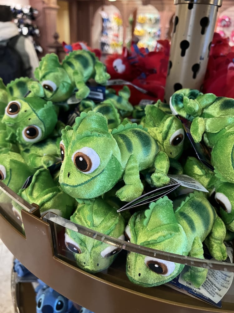 Disneyland Paris Tangled Pascal Shoulder Pal Plush view 1
