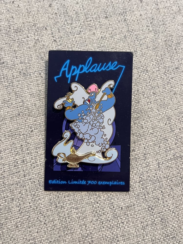 Disneyland Paris Limited Edition Applause Genie Bathtub Pin view 1