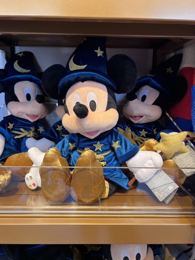 Disneyland Paris Mickey and the Magician Plush view 1