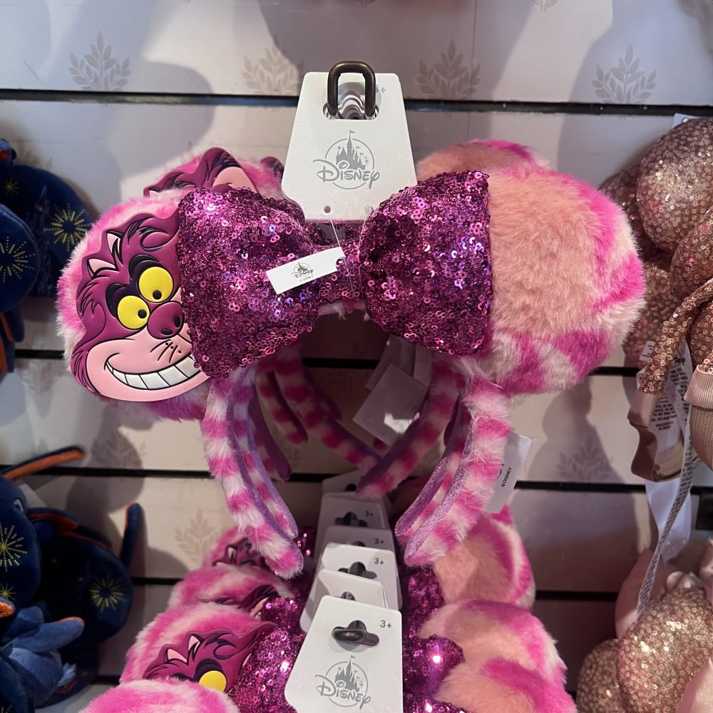 Disneyland Paris Cheshire Cat Fluffy Minnie Bow Ears view 1