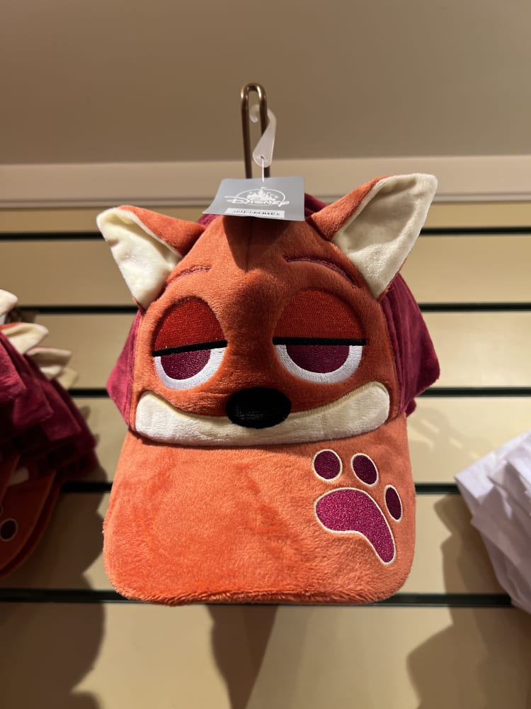 Disneyland Paris Zootopia Nick Wild Character Cap view 1