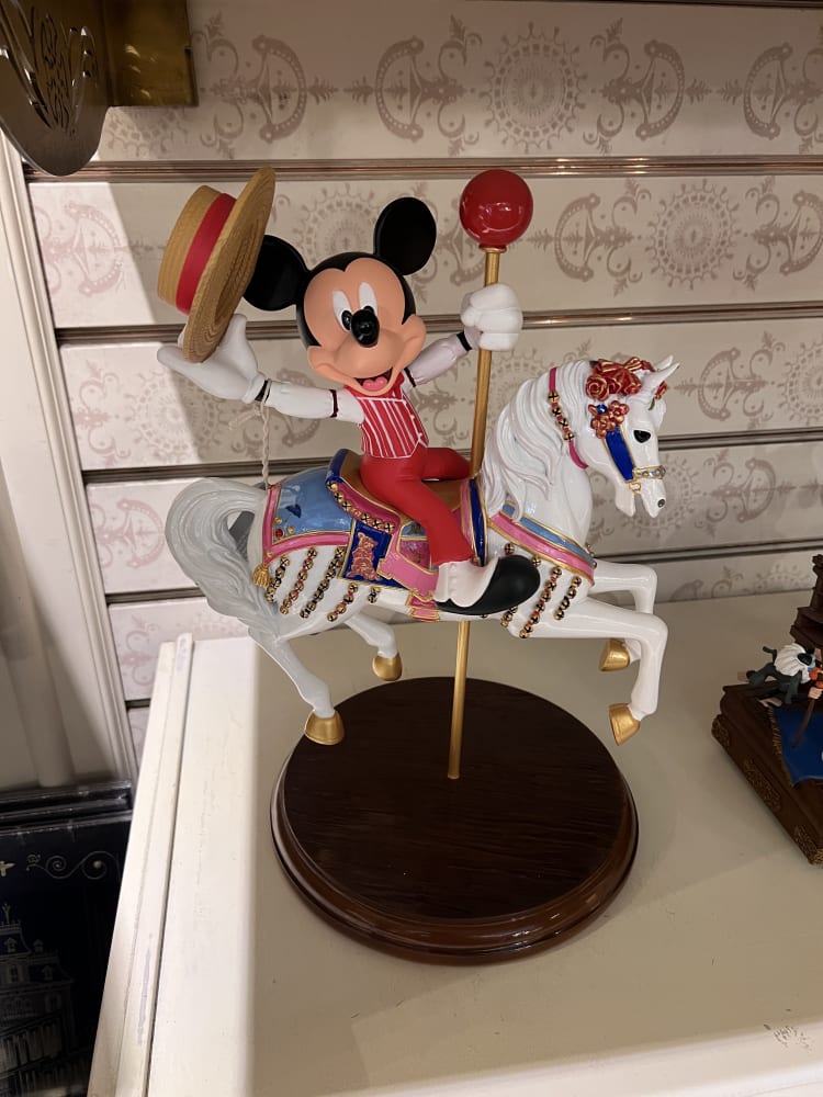 Disneyland Paris Mickey Mouse Carrousel Figurine view 1