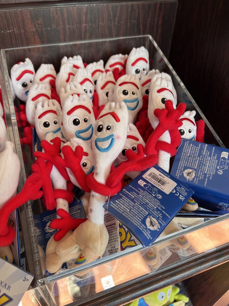 Disneyland Paris Shoulder Pal Plush Forky