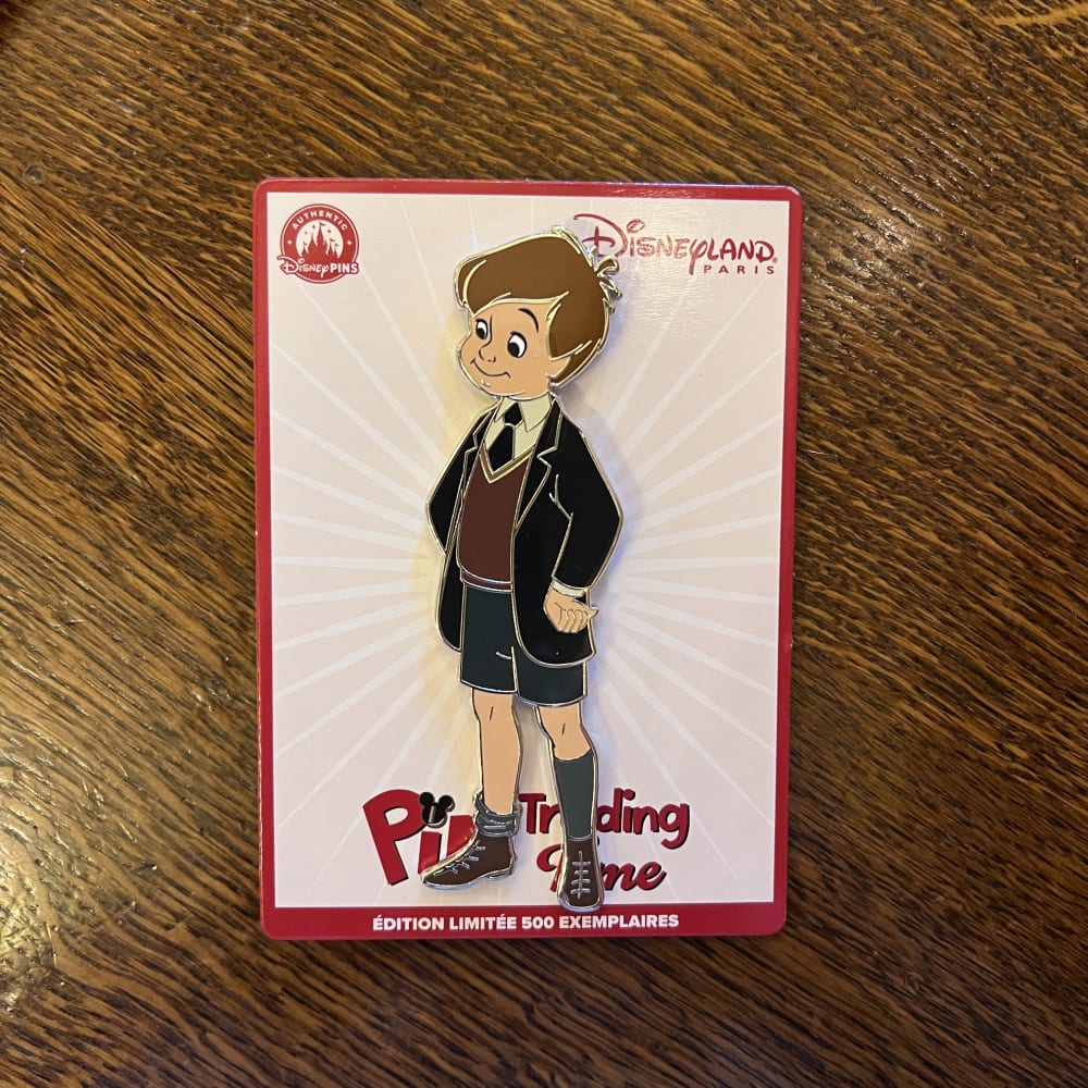 Disneyland Paris Pin Trading Time Christopher Robin Pin view 1